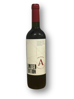 Vinho Viña Vik Winery Tinto Seco Chile a Limited Edition Cabernet Sauvignon, Carménère, Syrah 750ml